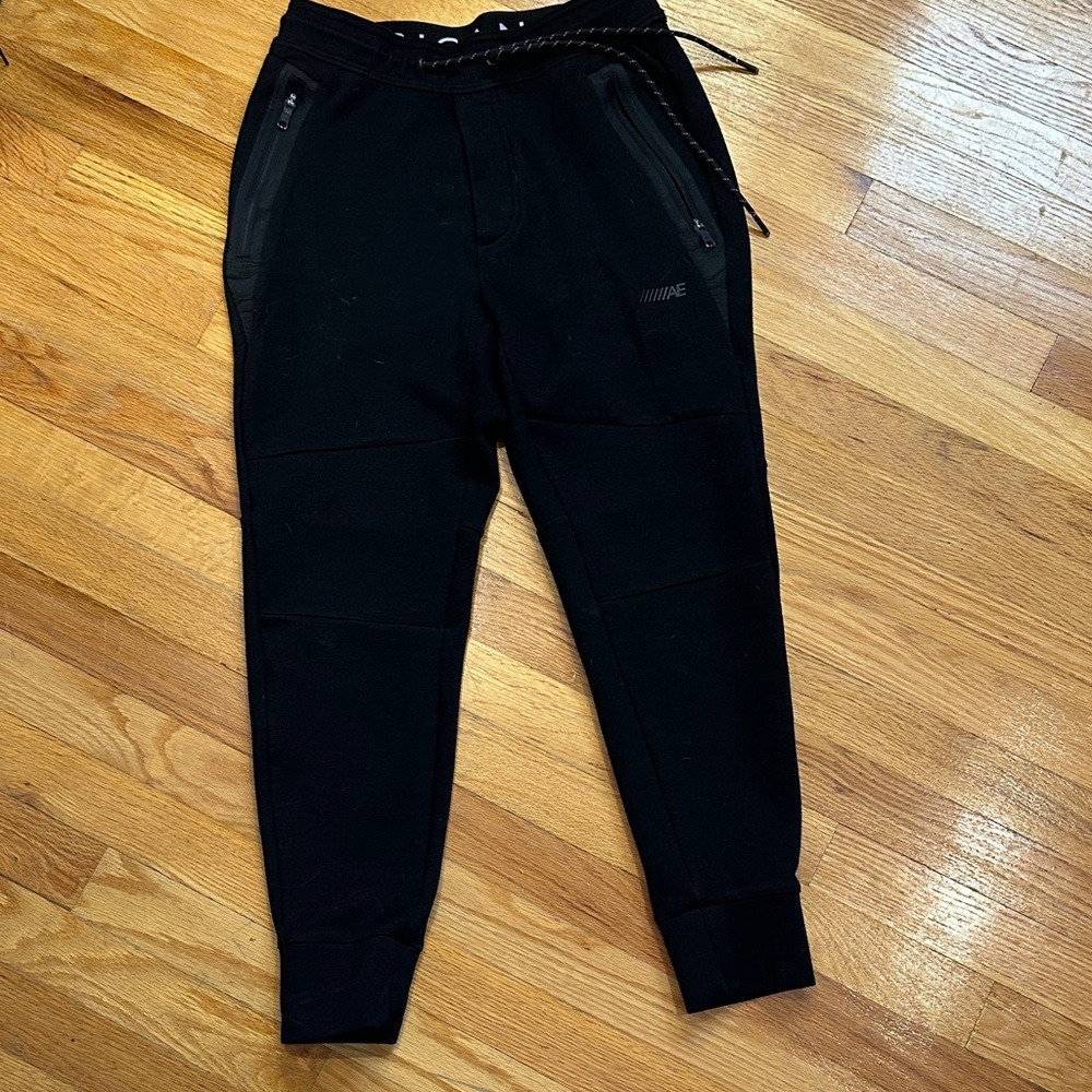 AE Black Jogger Pants